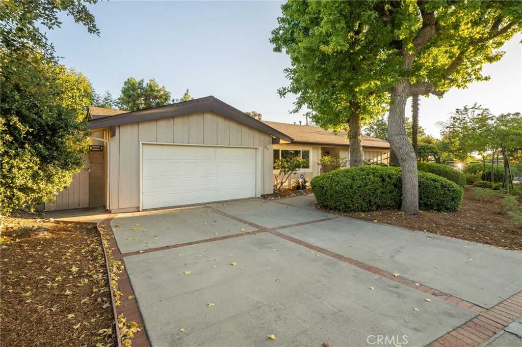 photo 3: 994 Richmond Drive, Claremont CA 91711