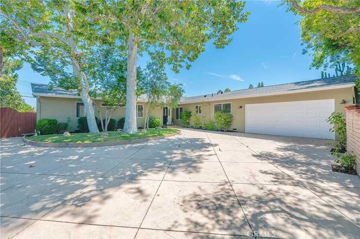 photo 1: 23925 Crosson Drive, Woodland Hills CA 91367