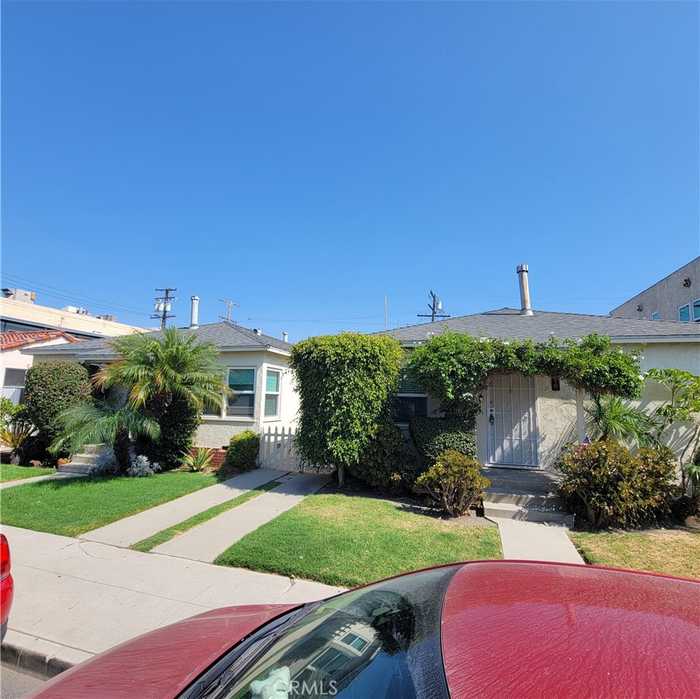 photo 2: 176 Saint Joseph Avenue, Long Beach CA 90803