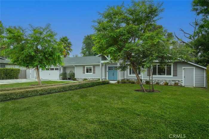 photo 2: 6009 Oakdale Avenue, Woodland Hills CA 91367