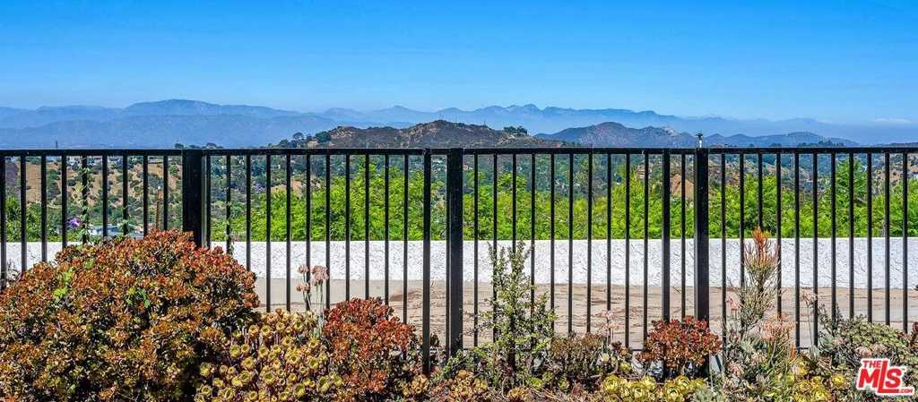 photo 1: 8591 Skyline Drive, Los Angeles CA 90046