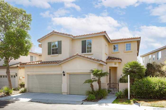 photo 1: 3682 Torrey View Ct, San Diego CA 92130