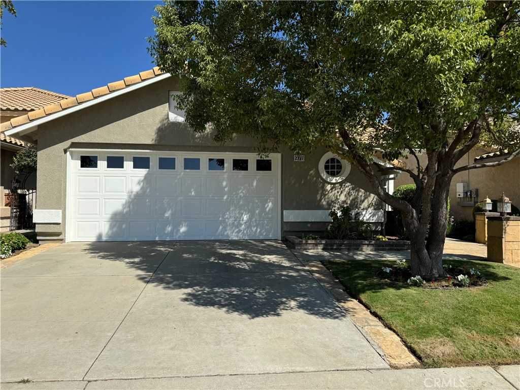 photo 1: 978 Olympic Avenue, Banning CA 92220