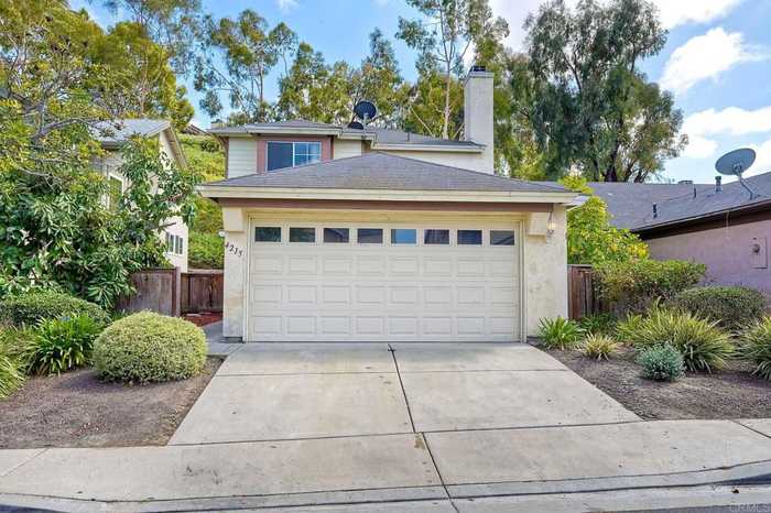 photo 1: 4215 Esperanza Way, Oceanside CA 92056