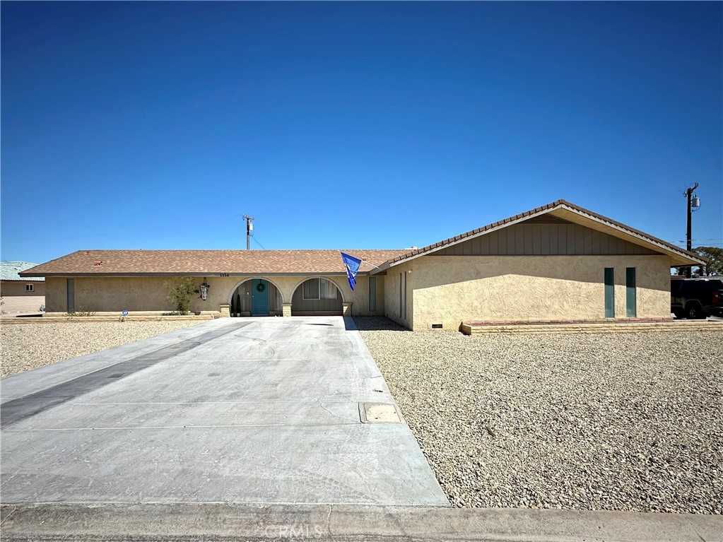 photo 1: 1154 Catalina Drive, Blythe CA 92225