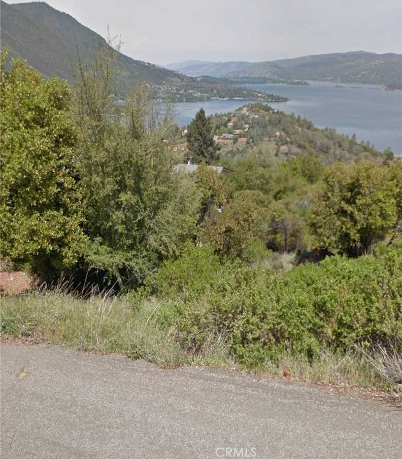 photo 3: 10098 Emerald Drive, Kelseyville CA 95451