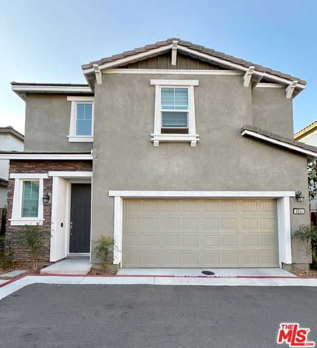 photo 2: 4255 Bravado Court, Riverside CA 92505