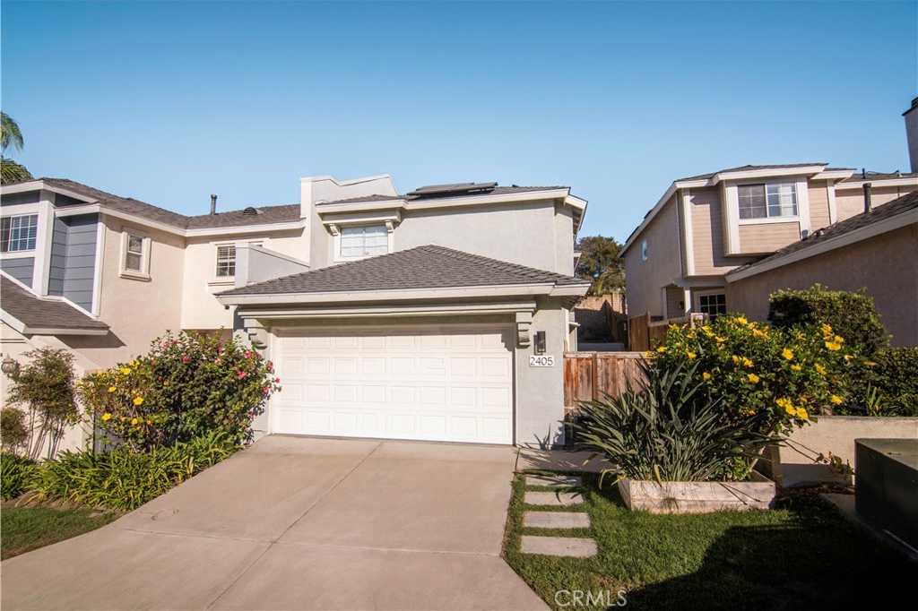 photo 2: 2405 Maravilla Way, Oceanside CA 92056