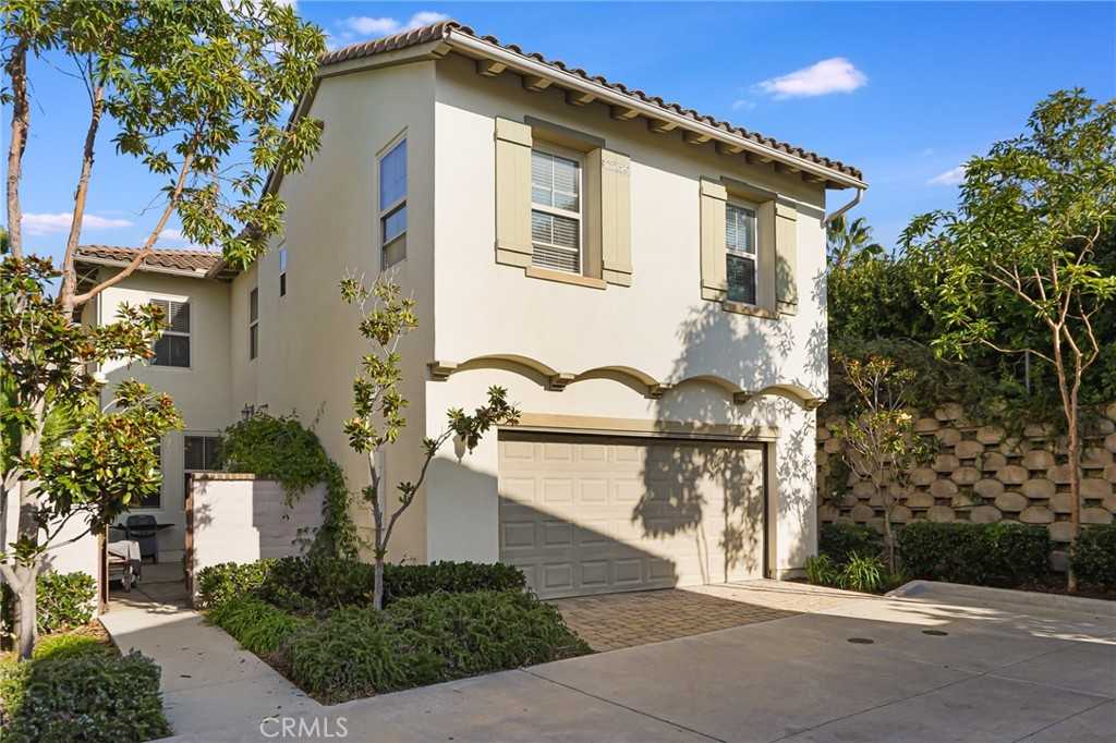 photo 2: 6081 Roselle Meadows Trail, San Diego CA 92130