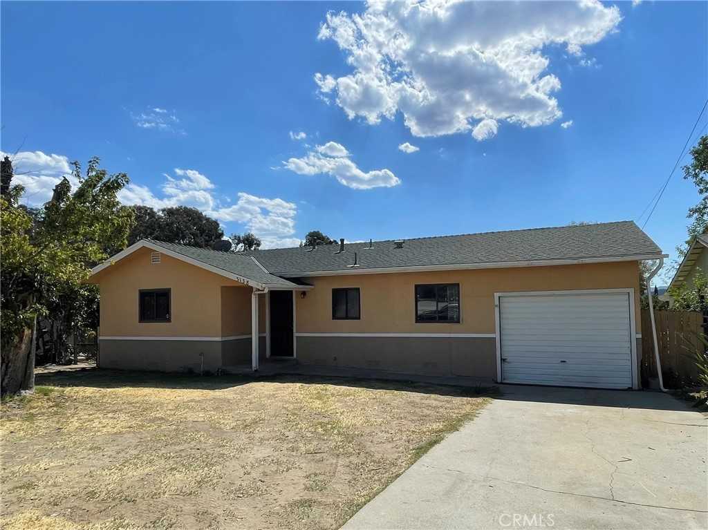 photo 1: 3138 W Nicolet Street, Banning CA 92220