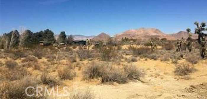 photo 1: 7494 Mojave Tropico Rd, Mojave CA 93501