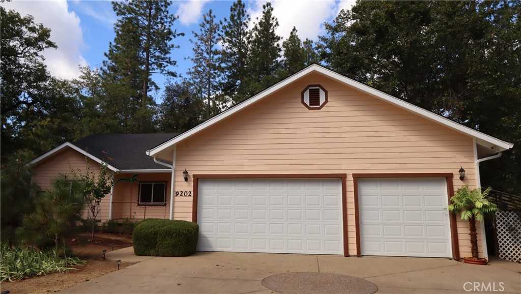 photo 2: 9202 Fox Drive, Cobb CA 95426