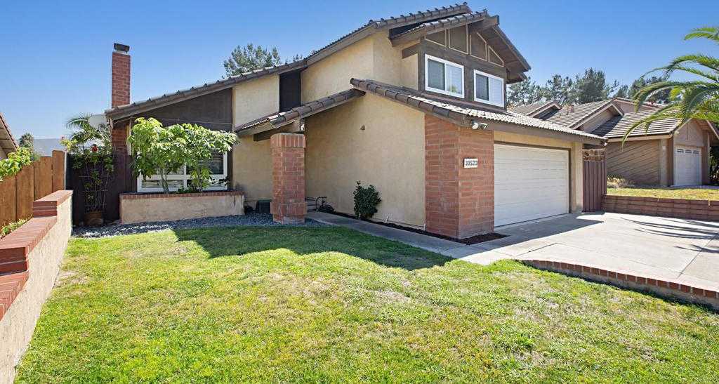 photo 3: 10523 Pine Grove Street, Spring Valley CA 91978