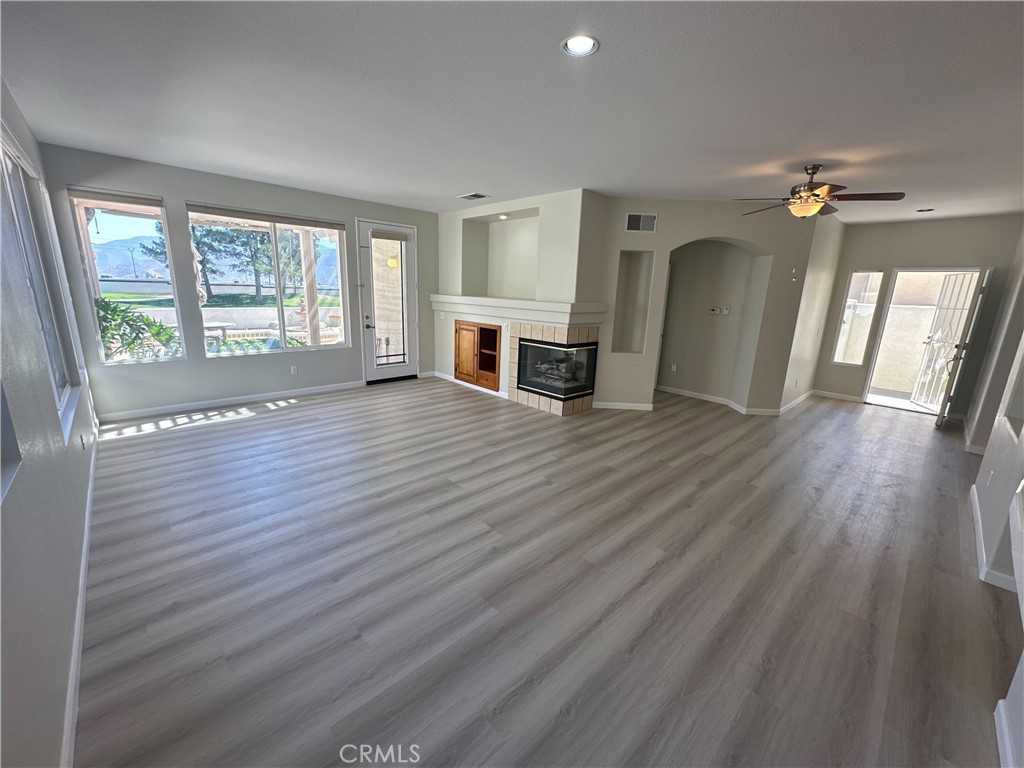 photo 3: 721 Big Spring Drive, Banning CA 92220