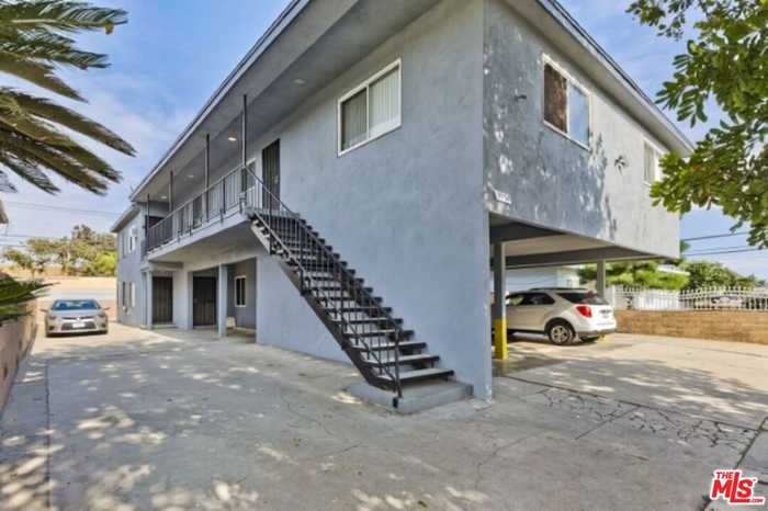 photo 2: 3974 Sawtelle Boulevard, Los Angeles CA 90066