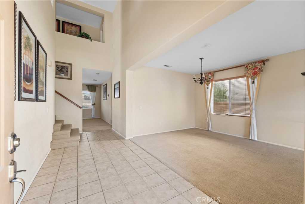 photo 3: 2431 Moonlight Court, Palmdale CA 93550