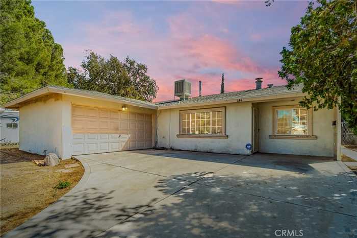 photo 1: 336 E Avenue R6, Palmdale CA 93550