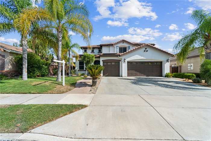 photo 1: 32050 Baywood Street, Lake Elsinore CA 92532