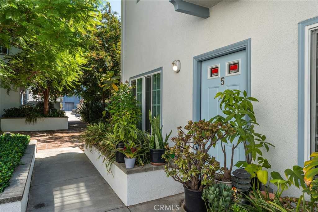 photo 2: 42 N Michigan Avenue Unit 5, Pasadena CA 91106