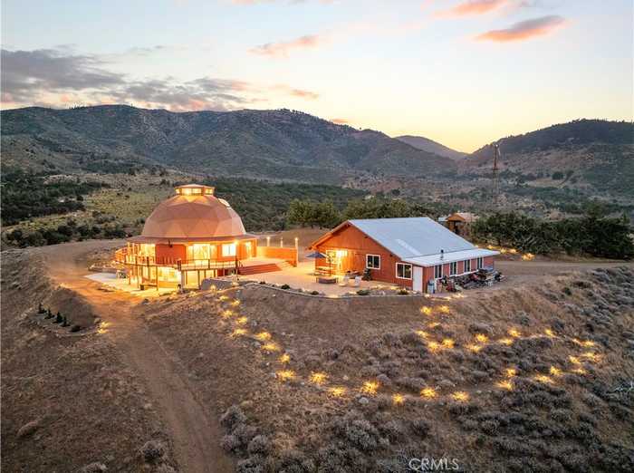 photo 1: 17100 Snowshoe Lane, Tehachapi CA 93561