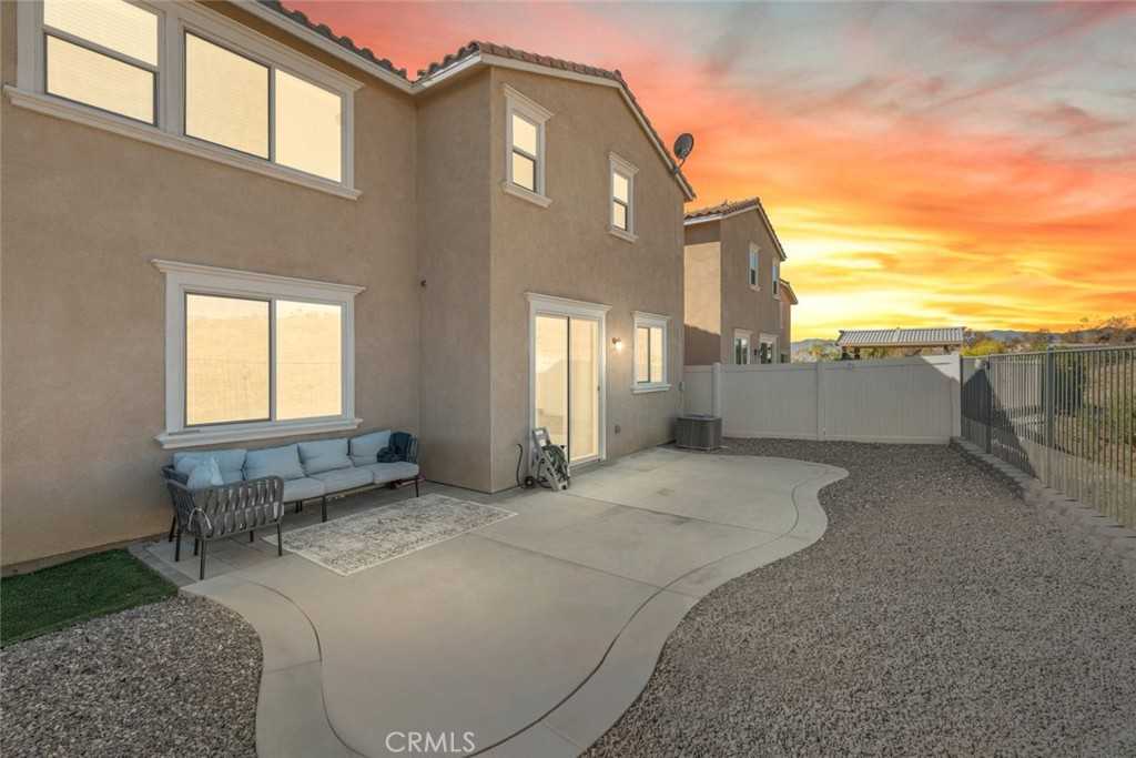 photo 2: 24177 Darmera Drive, Lake Elsinore CA 92532