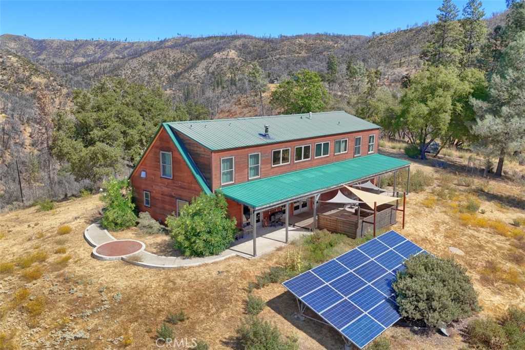 photo 2: 6013 Plumbar Creek Road, Mariposa CA 95338