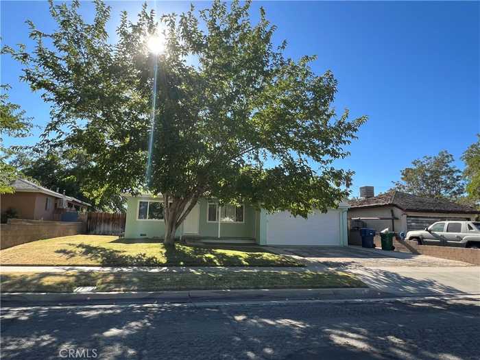 photo 1: 38627 Lemsford Avenue, Palmdale CA 93550