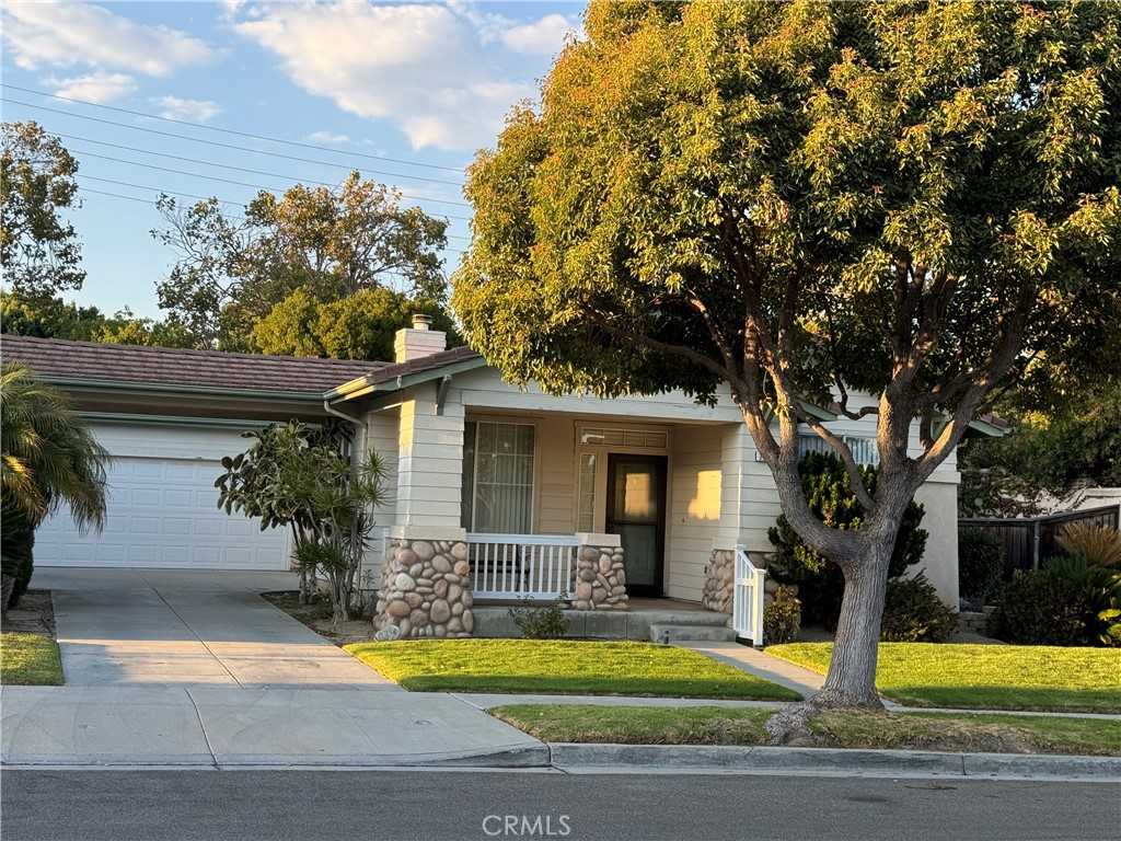 photo 1: 7533 Wilson Street, Ventura CA 93003