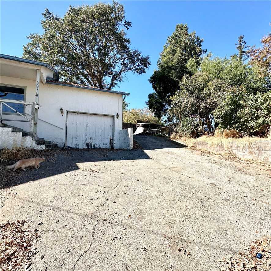 photo 3: 301 N High Street, Lakeport CA 95453