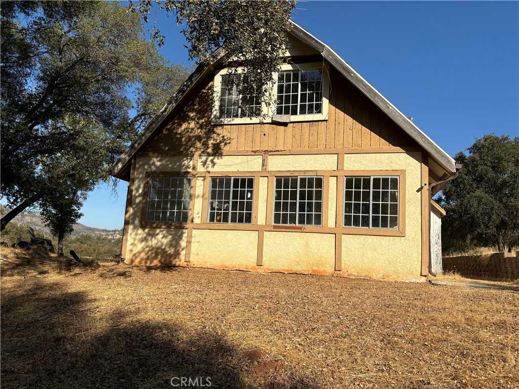 photo 1: 4546 Quail Court, Mariposa CA 95338