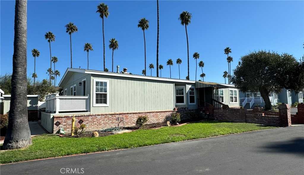 photo 2: 1215 Anchors Way Drive Unit 203, Ventura CA 93001