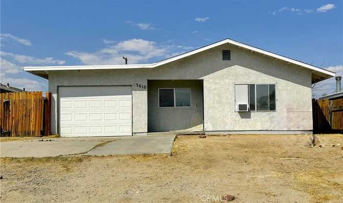 photo 1: 13610 Elm Street, Trona CA 93562