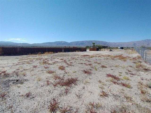 photo 3: Borrego Valley Rd, Borrego Springs CA 92004