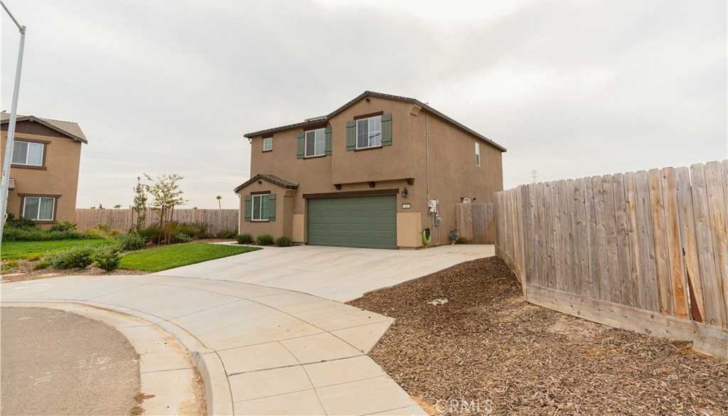 photo 2: 400 Verte Street, Chowchilla CA 93610