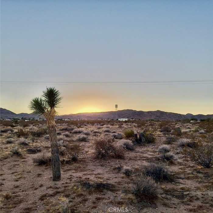 photo 16: 56133 Jesse Road, Landers CA 92285