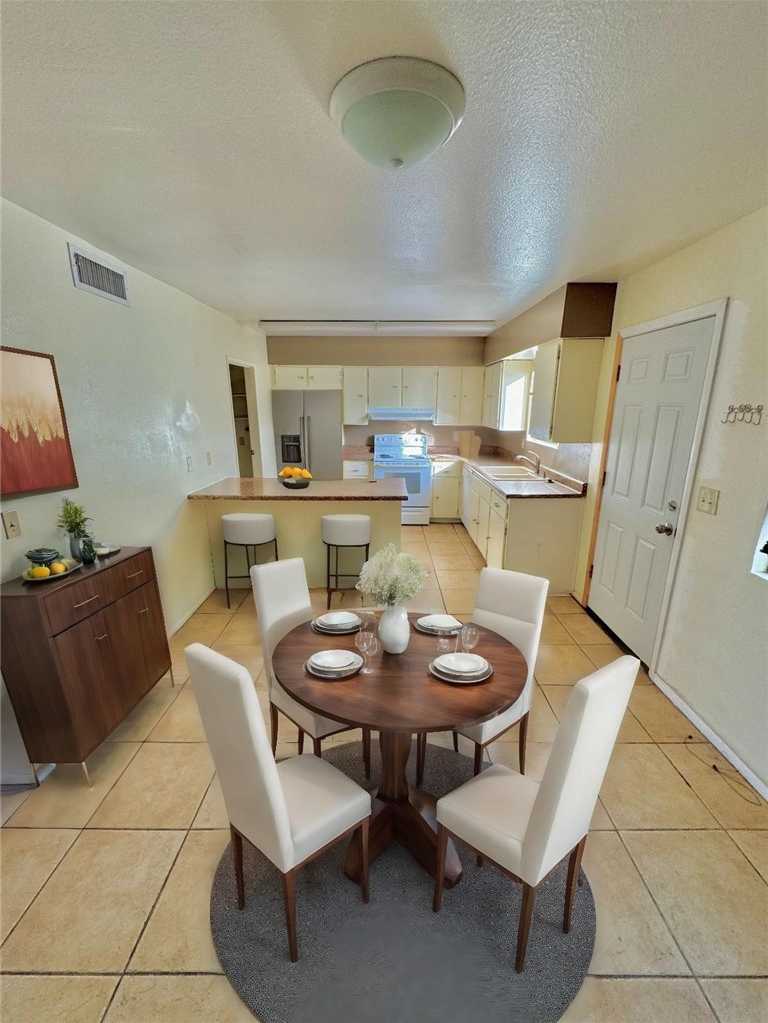 photo 2: 1060 N Lovekin Boulevard Unit 2, Blythe CA 92225