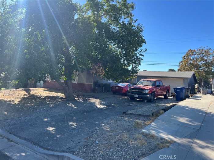 photo 2: 1144 E Avenue R6, Palmdale CA 93550