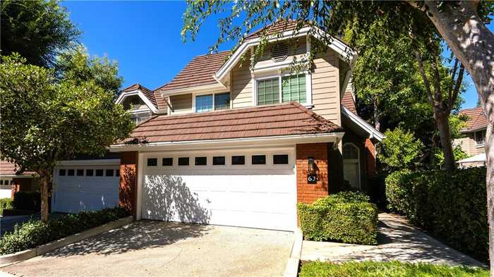 photo 2: 20950 Oxnard Street Unit 63, Woodland Hills CA 91367