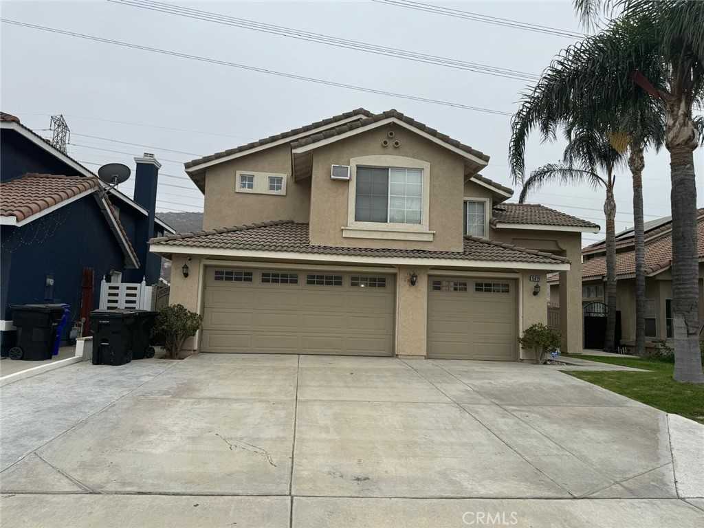 photo 1: 15019 Camellia Drive, Fontana CA 92337