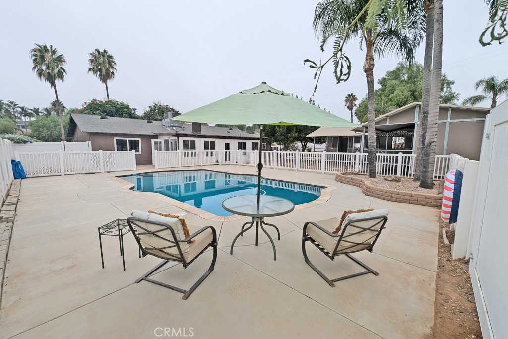 photo 3: 6655 Sandy Lane, Riverside CA 92505