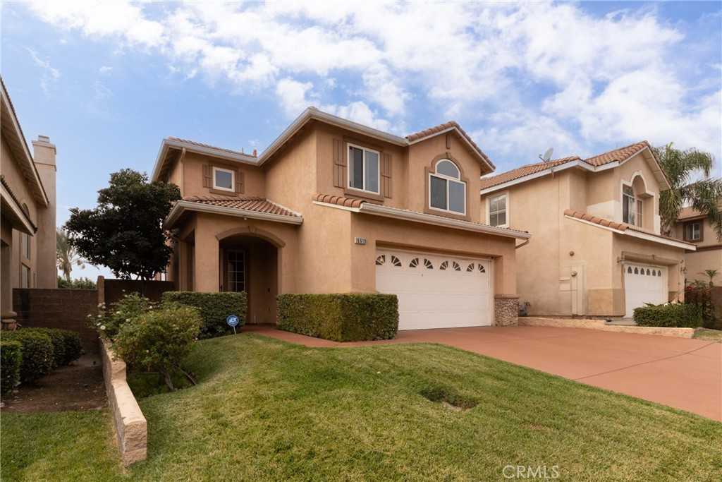 photo 2: 16619 Colonial Drive, Fontana CA 92336