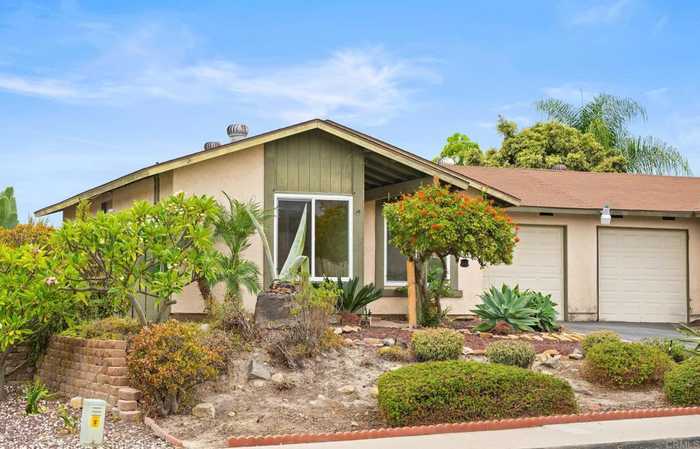 photo 2: 4579 Beverly Glen Drive, Oceanside CA 92056