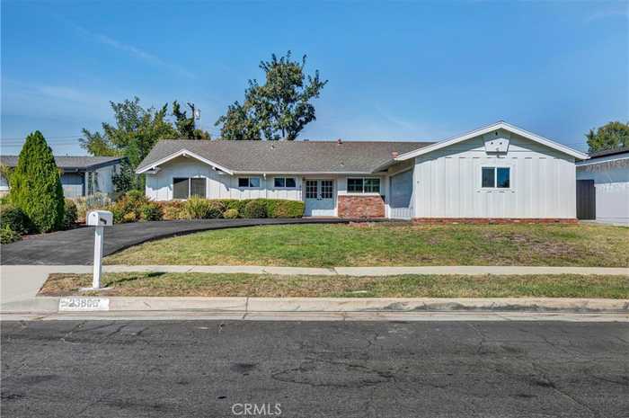 photo 2: 23805 Bessemer Street, Woodland Hills CA 91367