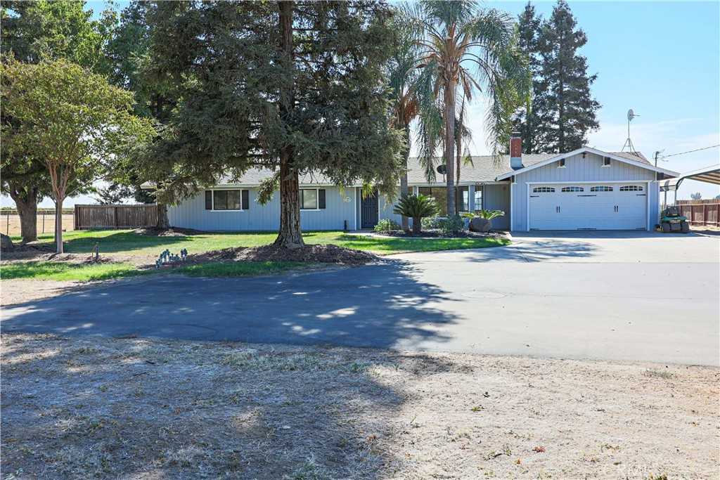 photo 2: 24890 Road 19, Chowchilla CA 93610