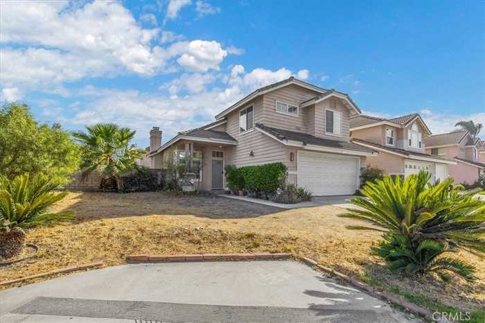 photo 2: 14195 Stanislaus Court, Fontana CA 92336