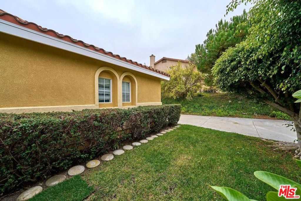 photo 3: 2273 Bliss Circle, Oceanside CA 92056