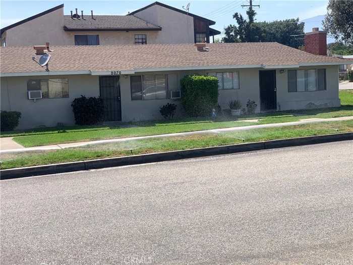 photo 2: 8070 Bennett Avenue, Fontana CA 92336