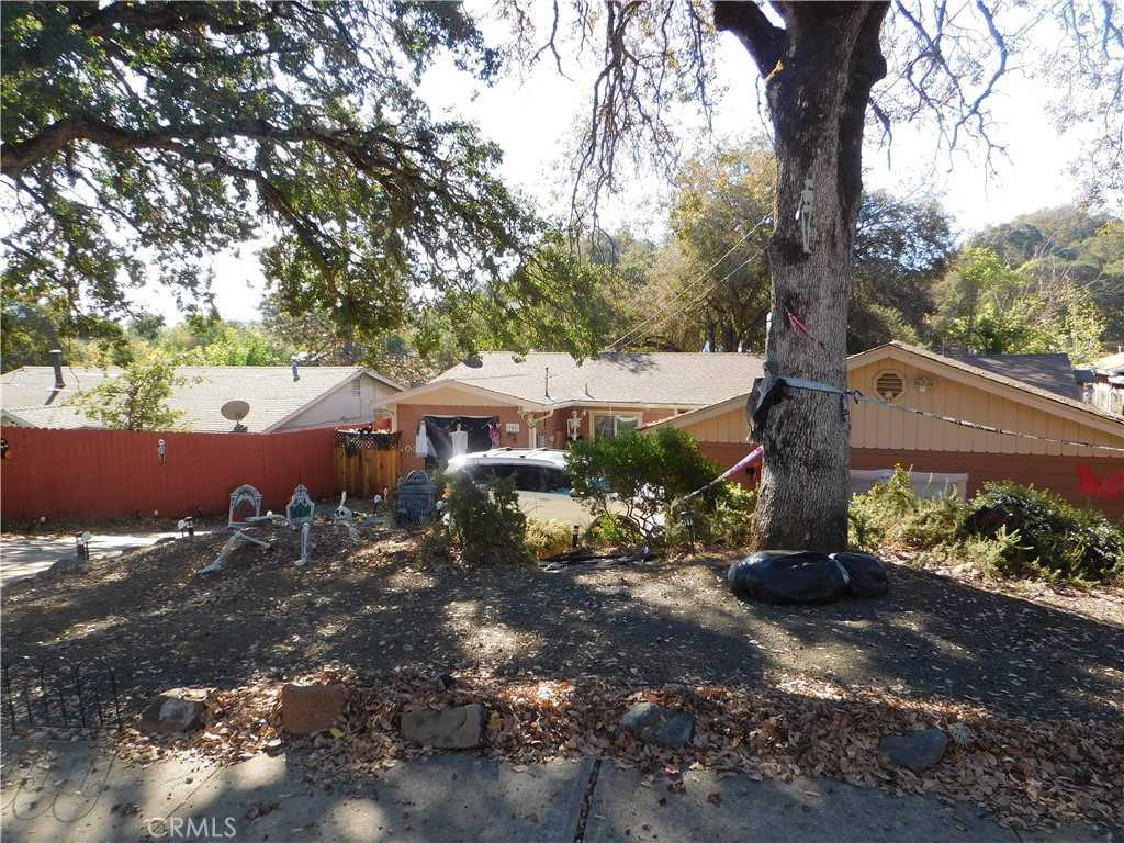 photo 2: 945 Central Park Avenue, Lakeport CA 95453