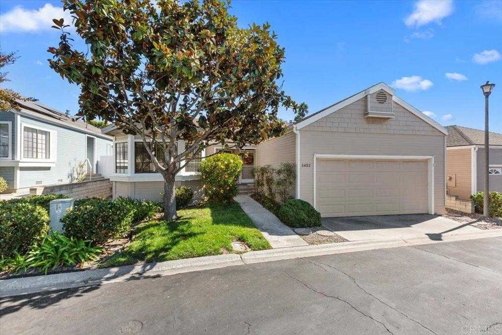 photo 2: 3452 Amber Lane, Oceanside CA 92056