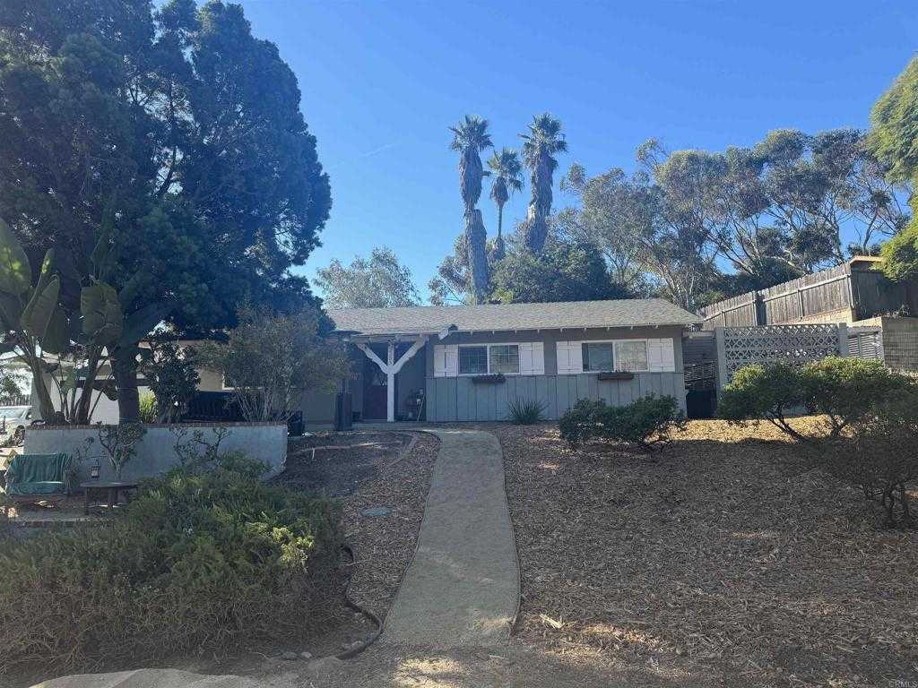 photo 1: 2305 Ivy Road, Oceanside CA 92054